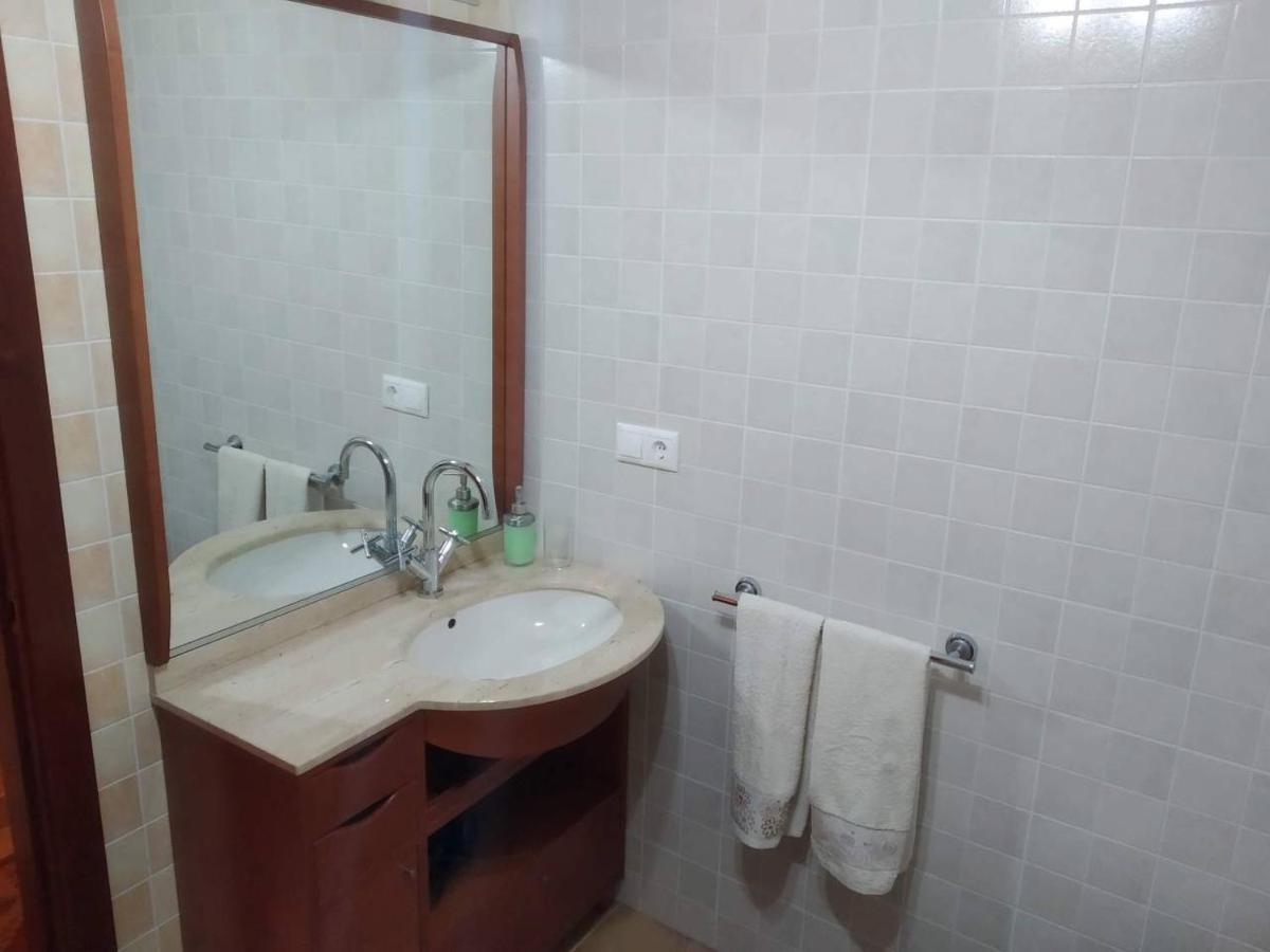 Apartamento La Real Caldas De Reis Bagian luar foto